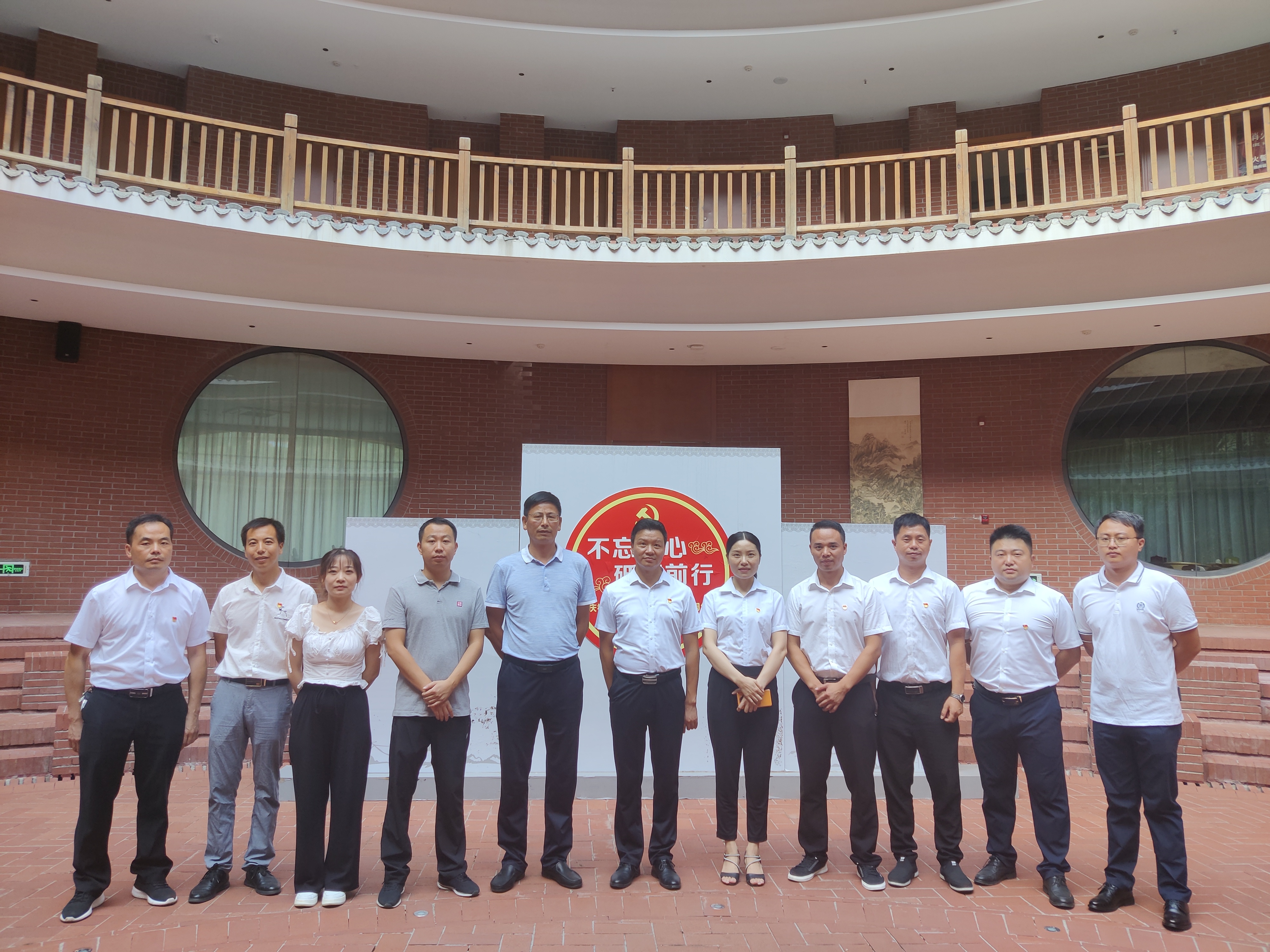 39c6595cfc883074f98cca3bff7e3a3.jpg 39c6595cfc883074f98cca3bff7e3a3.jpg